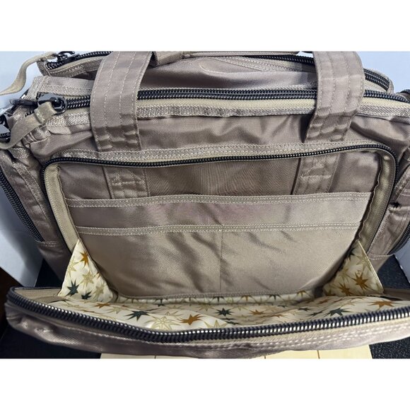 LUG Atlas Ultra X Carry all Tote - NWT Sage Green - Picture 5 of 14